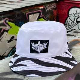 {{productViewItem.photos[photoViewList.activeNavIndex].Alt || productViewItem.photos[photoViewList.activeNavIndex].Description || 'Панама BF WorldWide WorldWide “Zebra”'}}